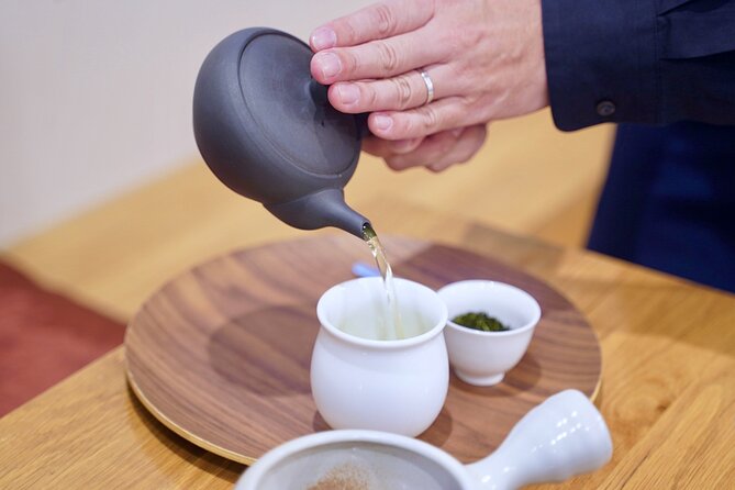 Traditional Japanese Sencha Tea Brewing Lesson With Sweets - Key Points