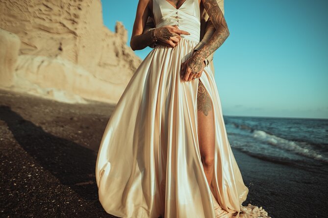 Trash The Dress in Santorini - Key Points