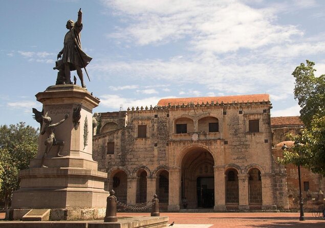Walk Through the Colonial Zone of Santo Domingo, ALL INCLUSIVE Plan - Key Points
