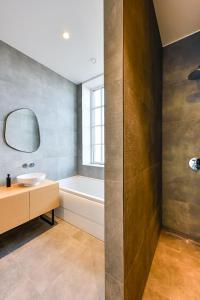 12, Luxe Designer Oasis - Historic Center - View - Property Overview