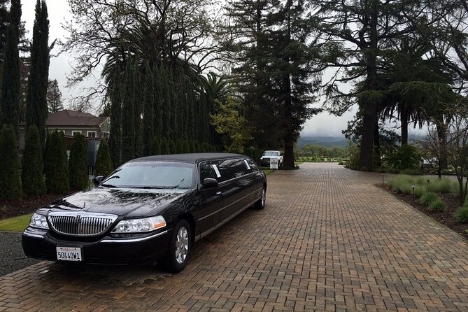 8 Hour Napa or Sonoma Wine Tour in Private Limousine