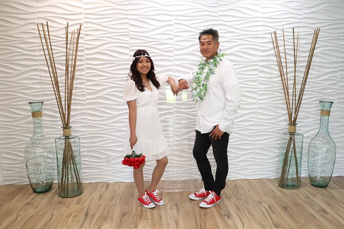 808 Deluxe Wedding at Hawaiian Wedding Chapel