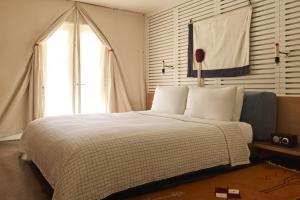 Ace Hotel and Swim Club Palm Springs - Hotel Overview and Location