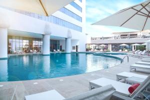 Al Jaddaf Rotana Suite Hotel - Hotel Overview