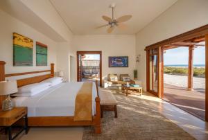 Anantara Sir Bani Yas Island Al Yamm Villa Resort - Resort Overview and Location