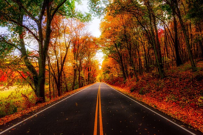 Autumn Romance Escape: A Nashville Couples Getaway