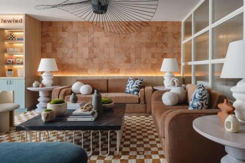 Avante, a JDV by Hyatt Hotel - Hotel Overview and Location