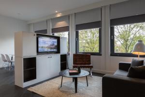 B-aparthotel Kennedy - Property Overview