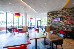 Bastion Hotel Tilburg - Hotel Overview