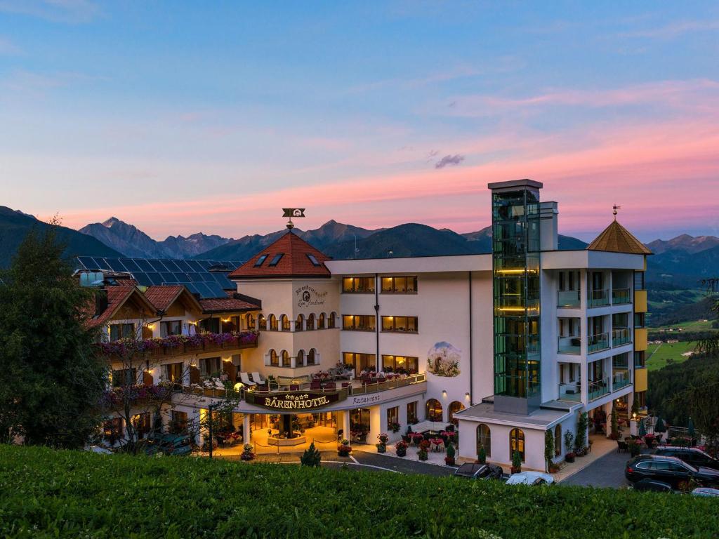 Bear Hotel Review