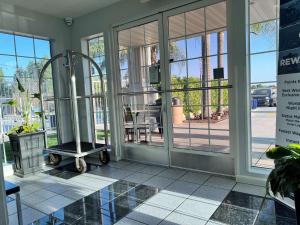 Best Western Americana - Hotel Overview