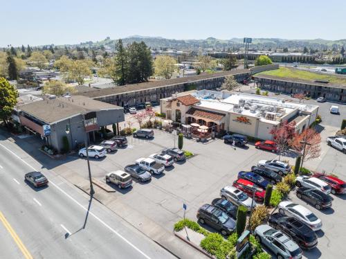 Best Western Petaluma Inn - Location and Accessibility
