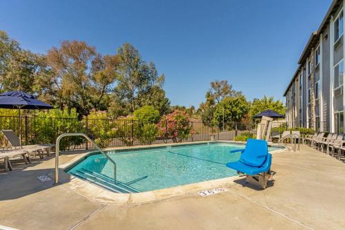 Best Western Plus Heritage Inn Review