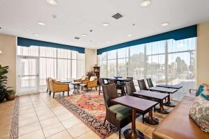 Best Western Plus Royal Oak Hotel - Hotel Overview