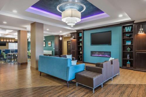 Best Western Plus Taft Inn - Hotel Overview