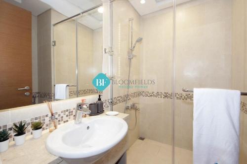 Bloomfields Spacious Stu Ansam Yas Island - Property Overview
