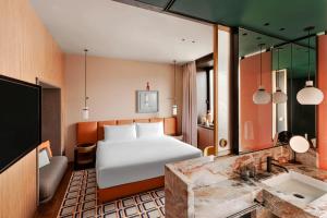 Brera House - Hotel Overview and Location