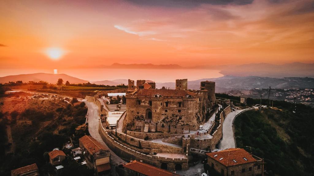 Castle of Rocca Cilento Review