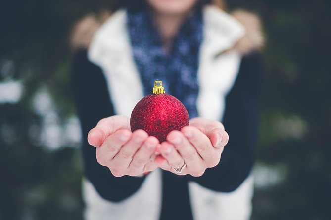 Celebrate With a Holiday Scavenger Hunt in Chattanooga With Holly Jolly Hunt - Explore the Festive Sights of Chattanooga