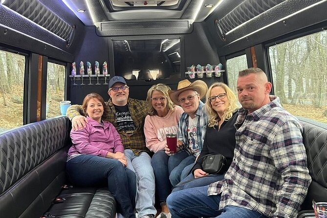 Charlottesville: Best Vineyards Private Tour (Up to 14 People)