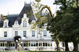 Château De Maubreuil - Hotel Overview