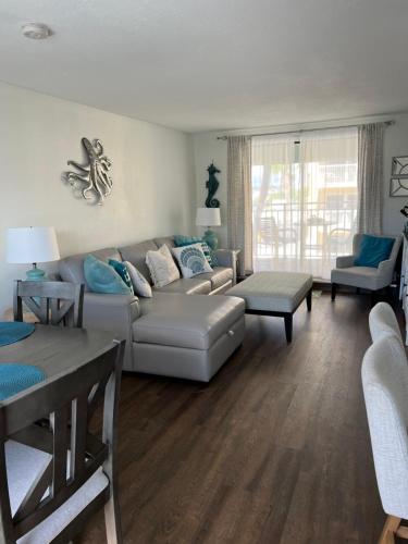 Coastal Waters 209 - Accommodation Details