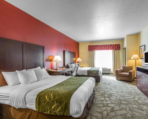 Comfort Suites Palm Desert I-10 - Hotel Overview