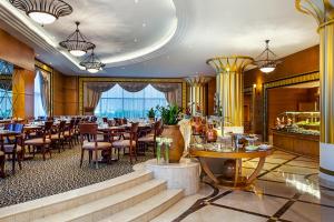 Corniche Hotel Abu Dhabi - Hotel Location and Proximity
