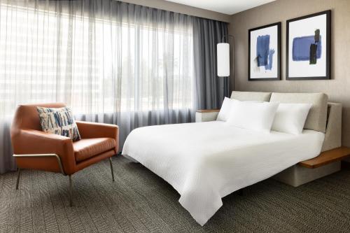 Courtyard by Marriott Los Angeles Woodland Hills - Hotel Overview