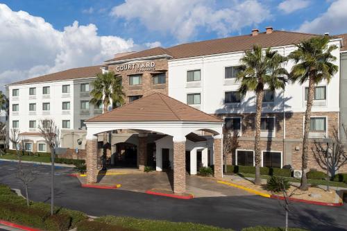 Courtyard by Marriott Ontario Rancho Cucamonga - Hotel Overview