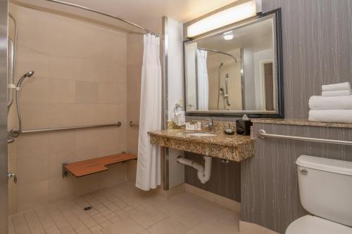 Courtyard by Marriott Sacramento Cal Expo - Accommodation Options