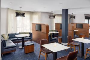 Courtyard By Marriott Salinas Monterey - Hotel Overview