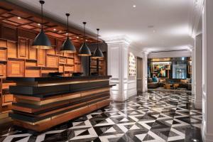 Courtyard by Marriott San Francisco Downtown/Van Ness Ave - Hotel Overview