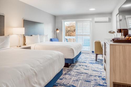 Creekside Inn Downtown - Overview and Location