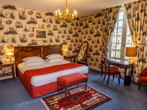 Dartigny Castle Review