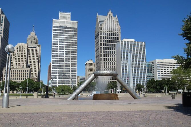 Departure Private Transfer: Detroit to Detroit Airport DTW in Business Car