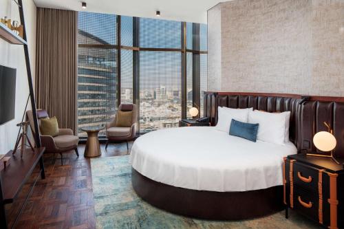 DoubleTree by Hilton Dubai M Square Hotel & Residences - Exceptional Location and Accessibility
