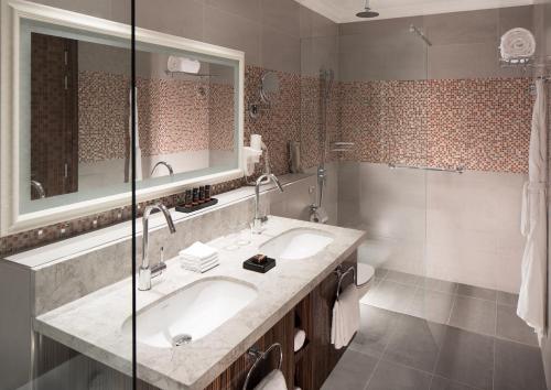 Dusit D2 Kenz Hotel Dubai - Hotel Overview and Location