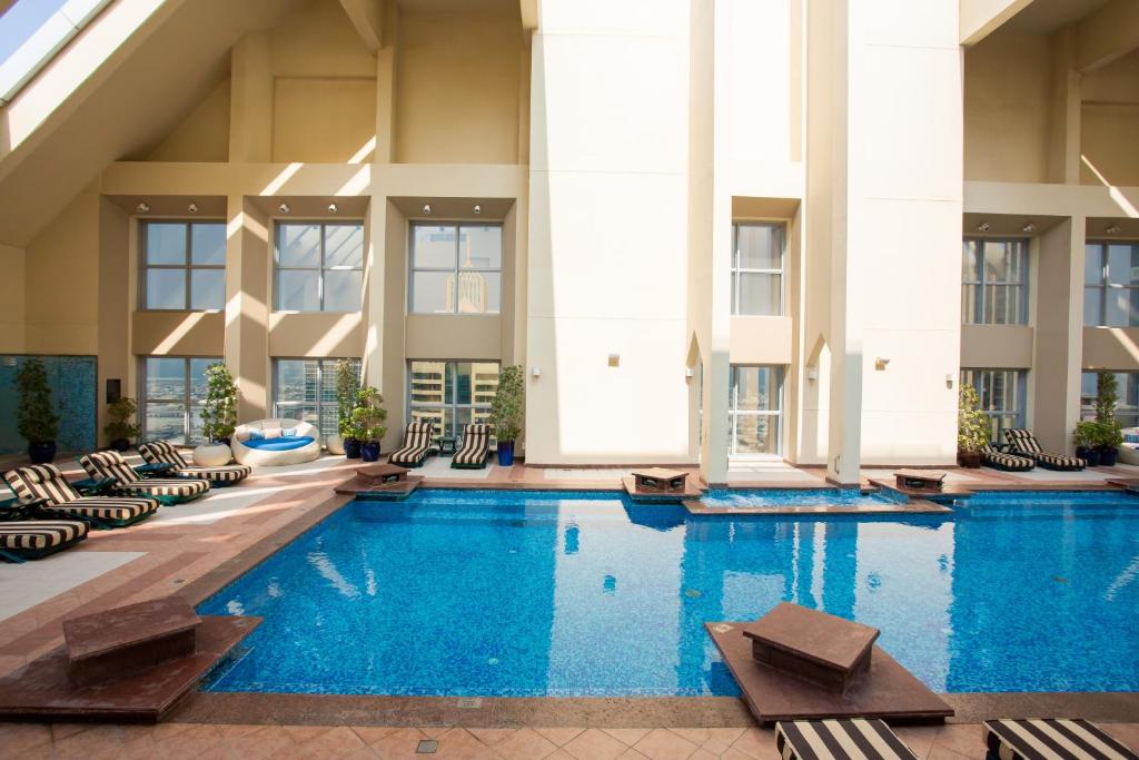 Dusit Thani Dubai Review