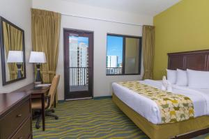 Edge Hotel Clearwater Beach - Overview and Location
