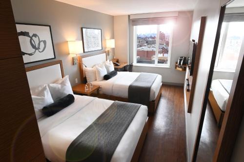Edge Hotel Washington Heights - Hotel Overview