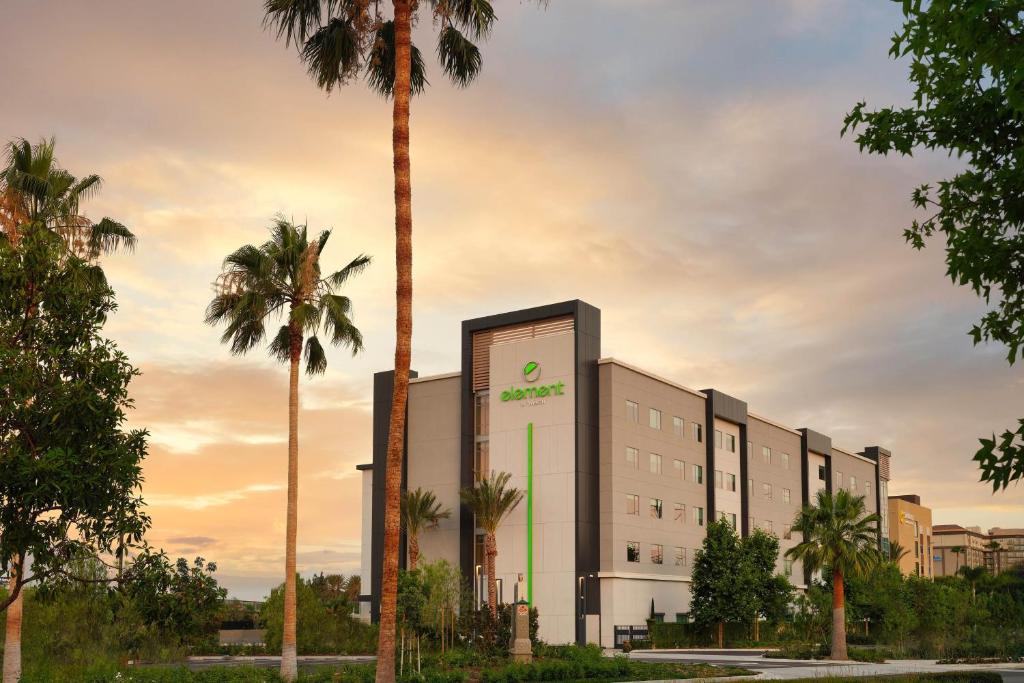 Element Anaheim Resort Convention Center Review