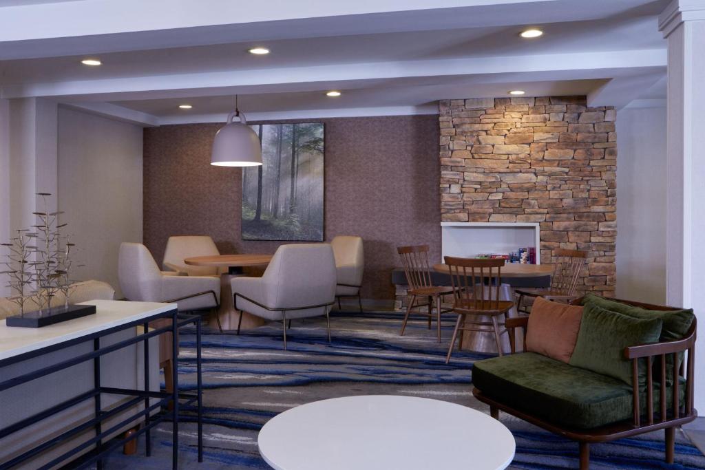 Fairfield Inn and Suites San Bernardino Review