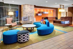 Fairfield Inn & Suites by Marriott Bakersfield North/Airport - Hotel Overview