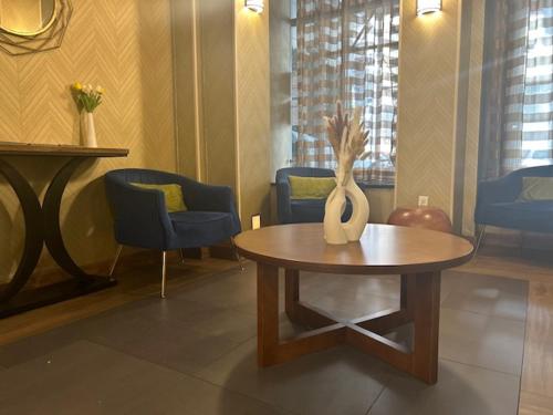 Fairfield Inn & Suites by Marriott New York Manhattan/Fifth Avenue - Location and Nearby Attractions