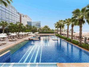 Fairmont Bab Al Bahr - Hotels Beachfront Location