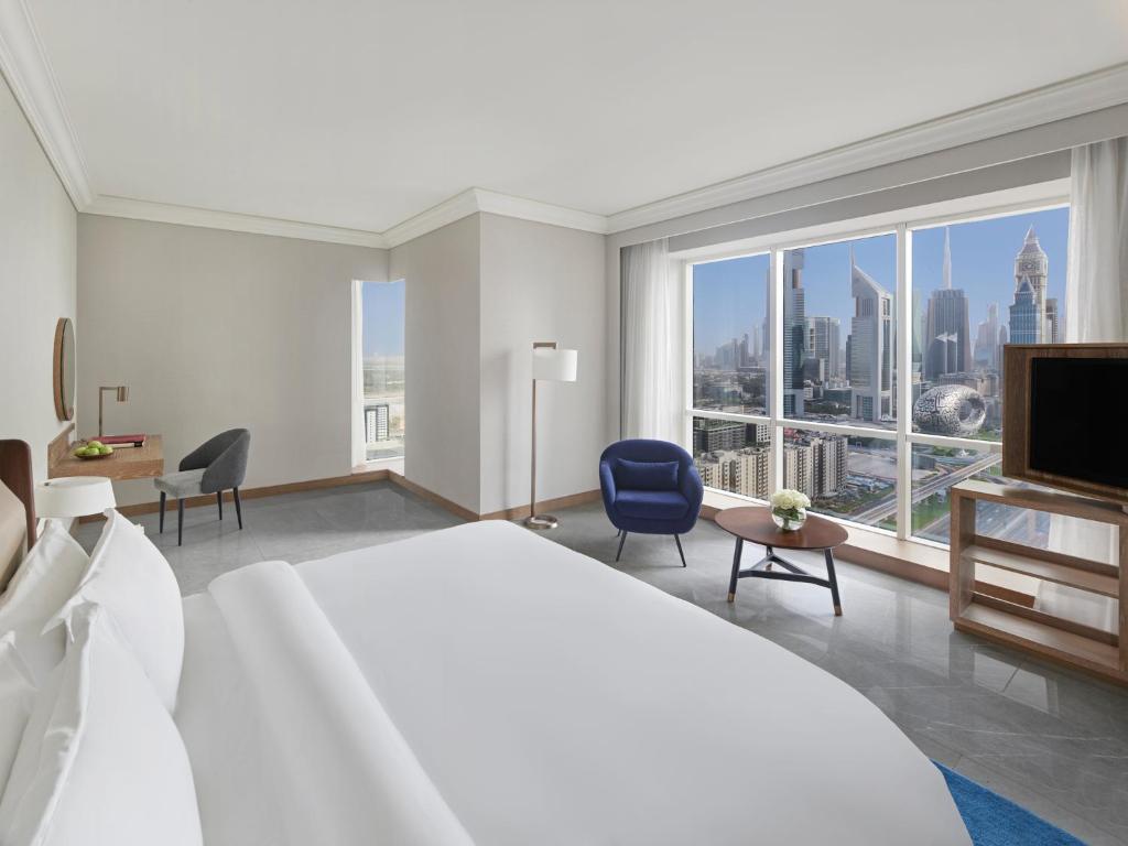 Fairmont Dubai Review