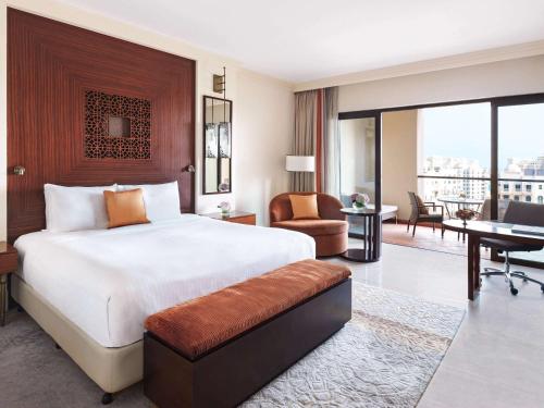 Fairmont The Palm - Hotel Overview
