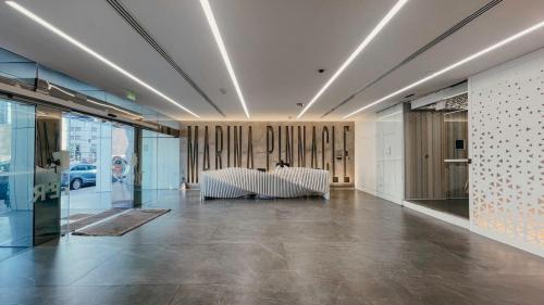 Feel Like Home Away From Home On 34th Floor - Property Overview