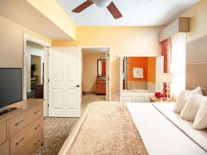 Floridays Orlando Two & Three Bed Rooms Condo Resort - Resort Overview